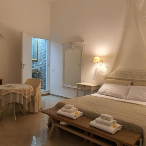 White Suite Polignano 08